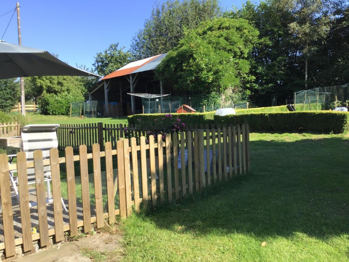 Ferienwohnung Les Petits Champs Buais-les-Monts Exterior foto